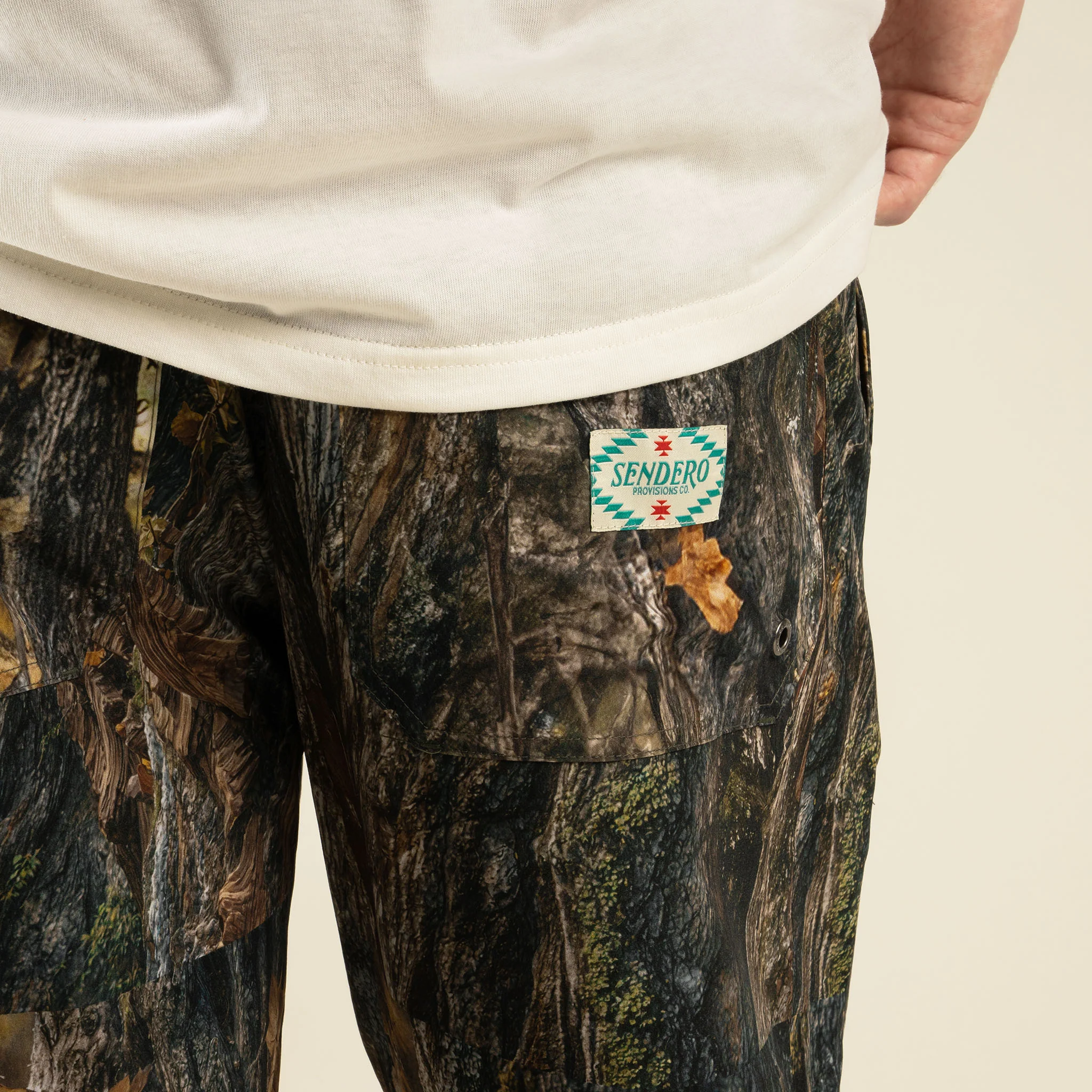 Bajada Hybrid Shorts - Image 9