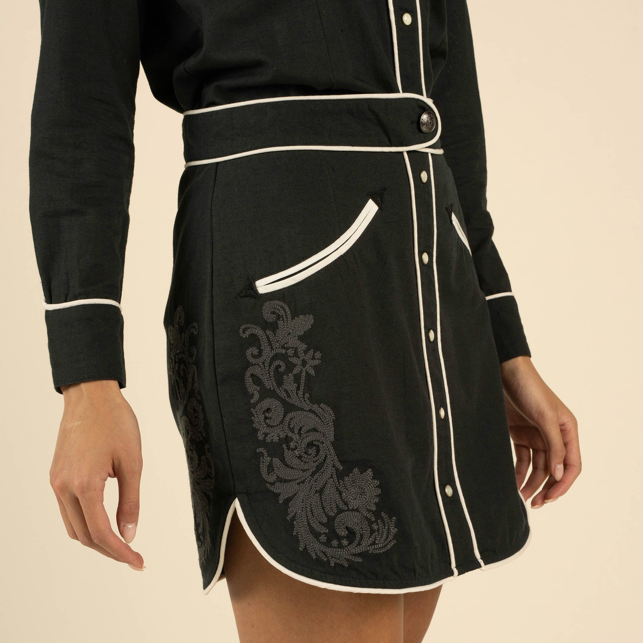 Calamity Pearl Snap Skirt - Image 3