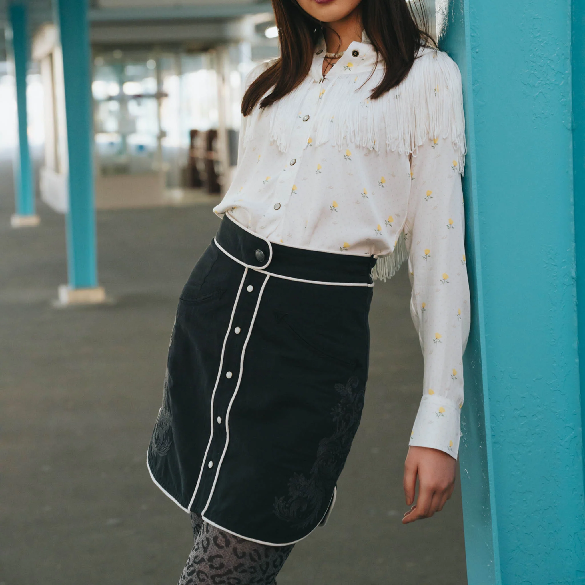 Calamity Pearl Snap Skirt - Image 4
