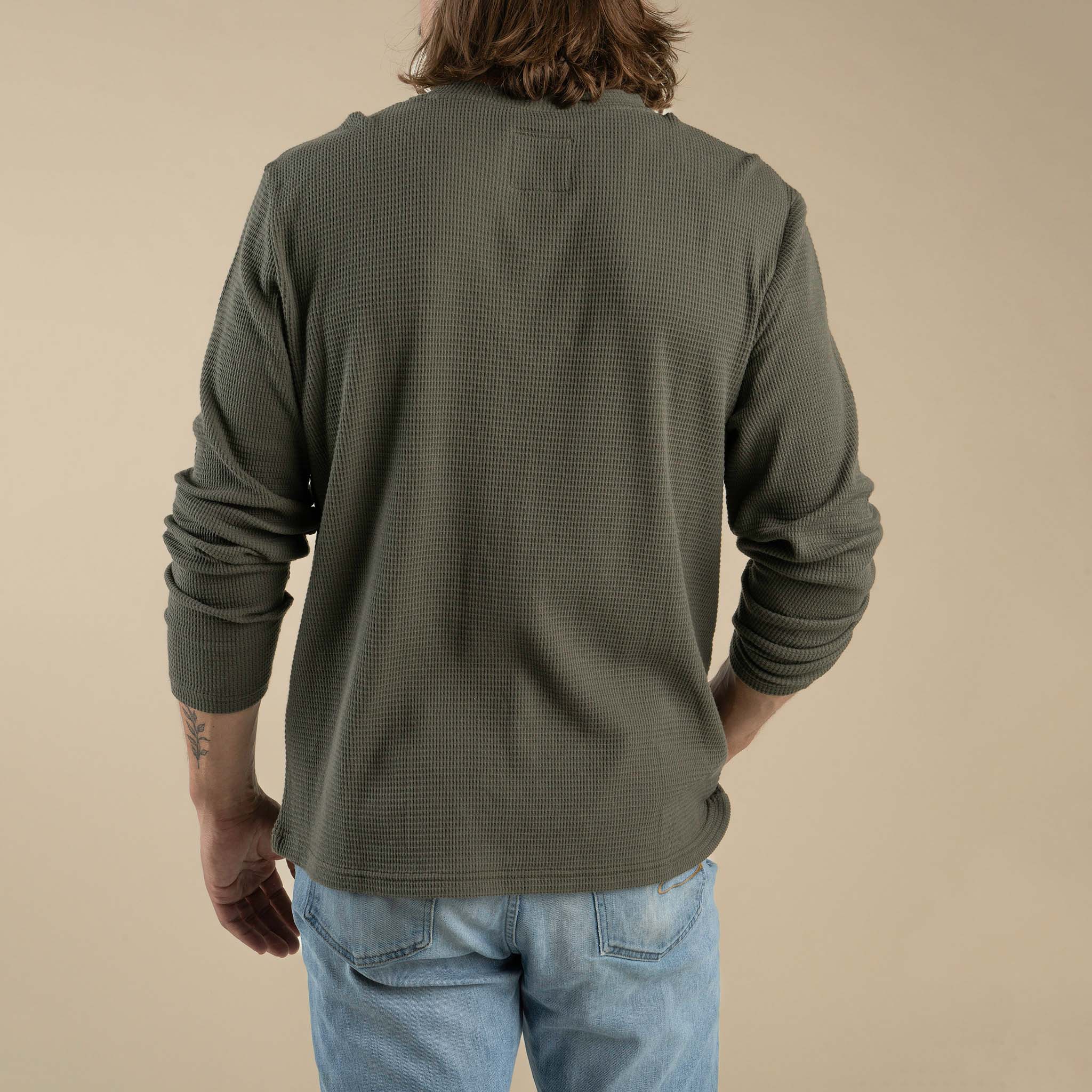 The Maverick Henley - Image 13
