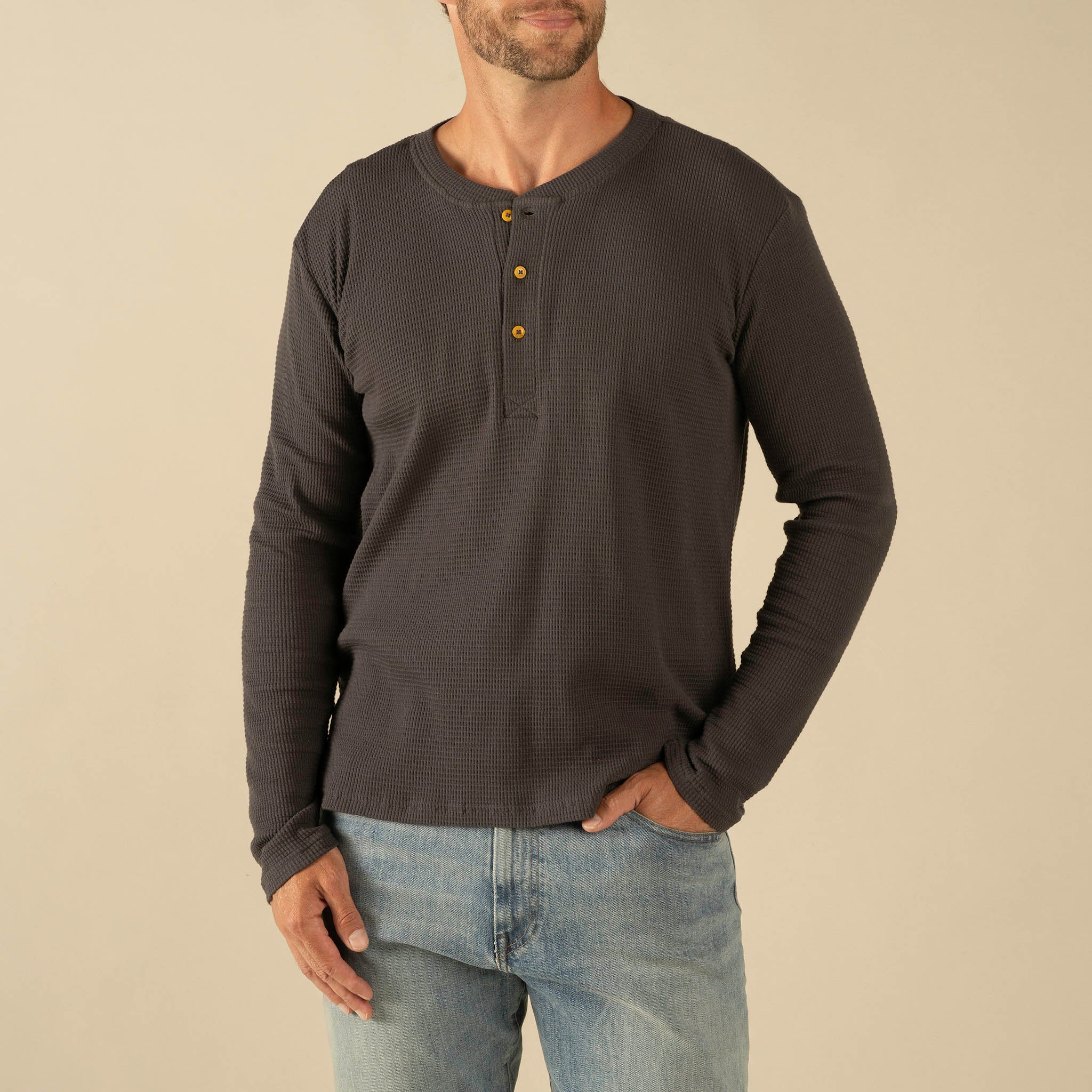 The Maverick Henley - Image 8
